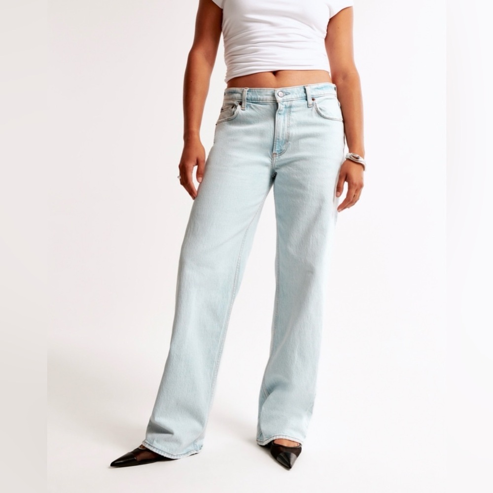 Abercrombie & Fitch The Baggy Mid Rise